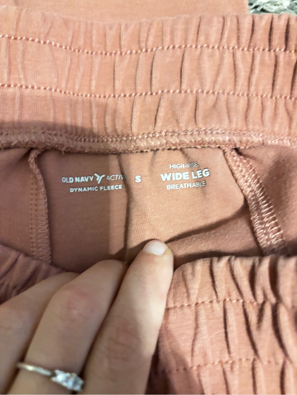 Old navy wide leg sweatpants - Picture 3 of 3